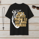 Camiseta Oversized Deus Esta Com Você