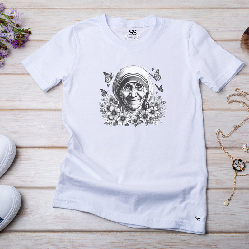 Camiseta Feminina Branca Madre Teresa de Calcutá