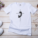 Camiseta Feminina Branca Maria Cruz