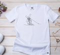 Camiseta Feminina Branca Jesus e a Cruz Minimalista