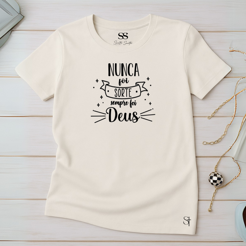 Camiseta Feminina Off-White Sempre Foi Deus