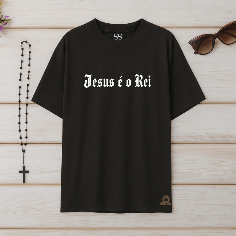 Camiseta Oversized Jesus É O Rei