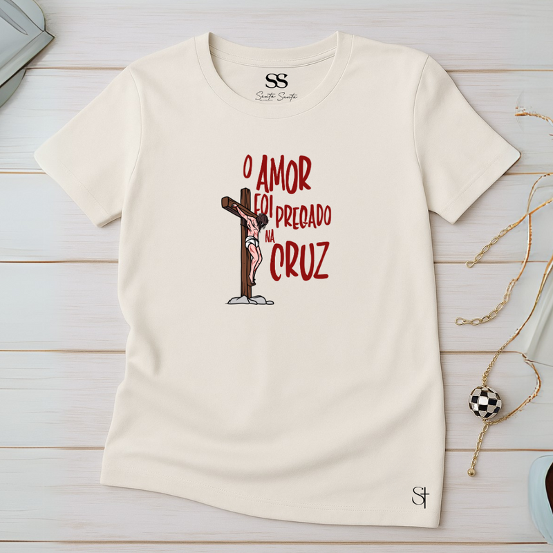 Camiseta Feminina Off-White Amor Pregado Na Cruz