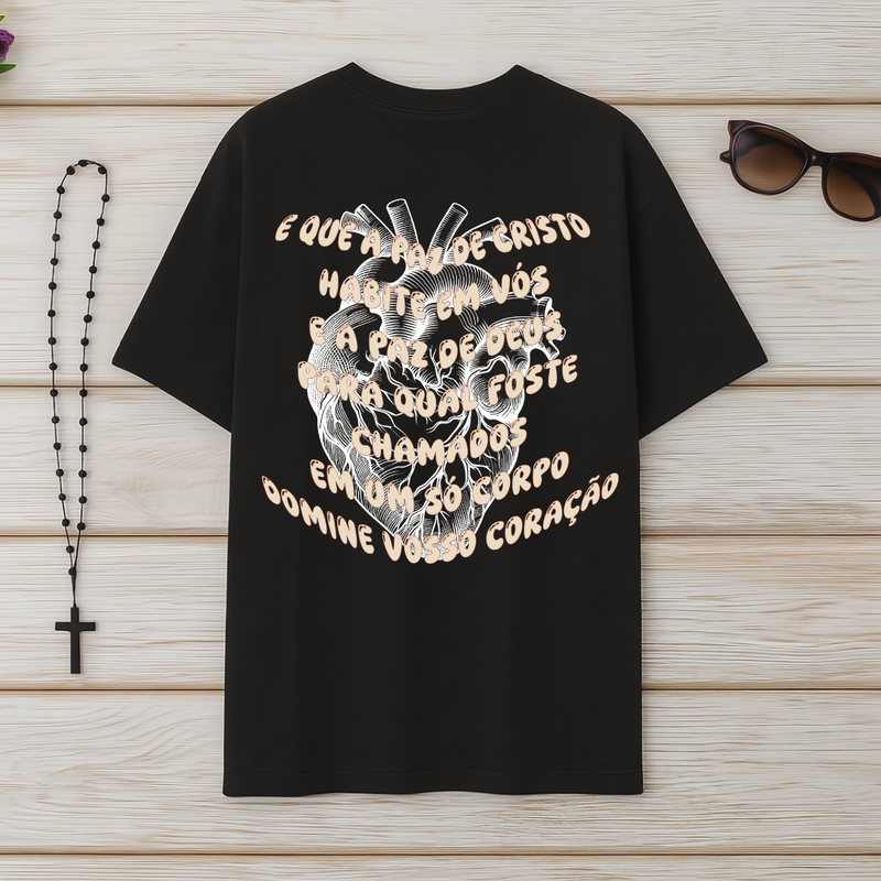 Camiseta Oversized Um Só Coração