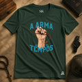 Camiseta Arma Desses Tempos