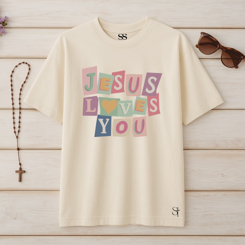 Camiseta Oversized Jesus Love You